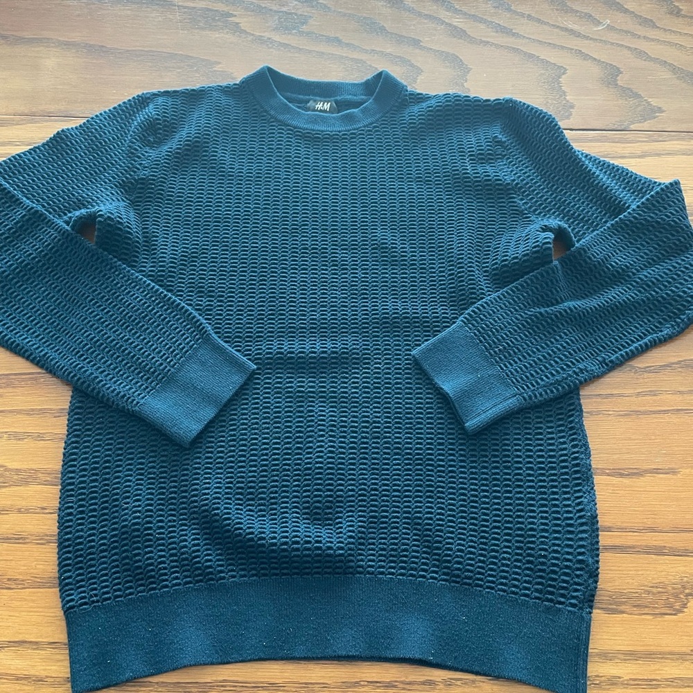 H&M Blue Crewneck Sweater with Ribbed Texture